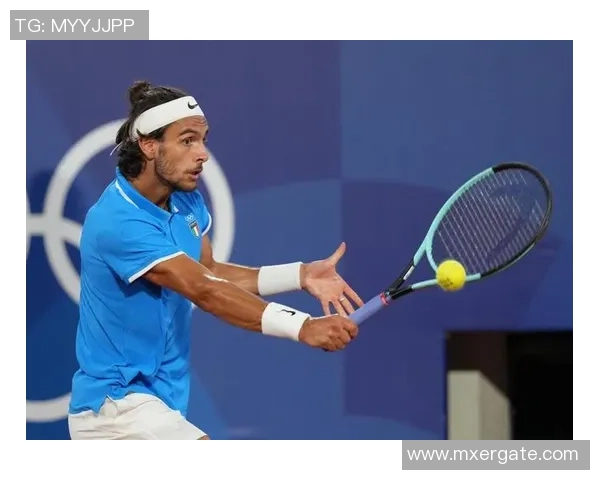 成都网球队以77分领跑精英赛积分榜展现强大实力