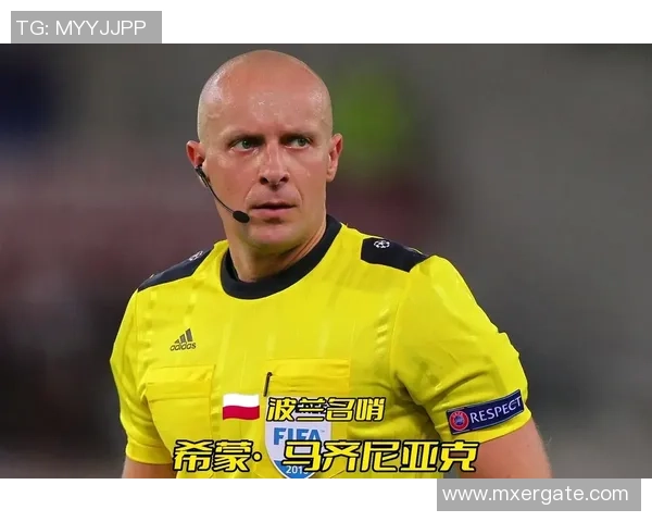 足球铁子：热爱与梦想交织的绿茵场上兄弟情深的故事